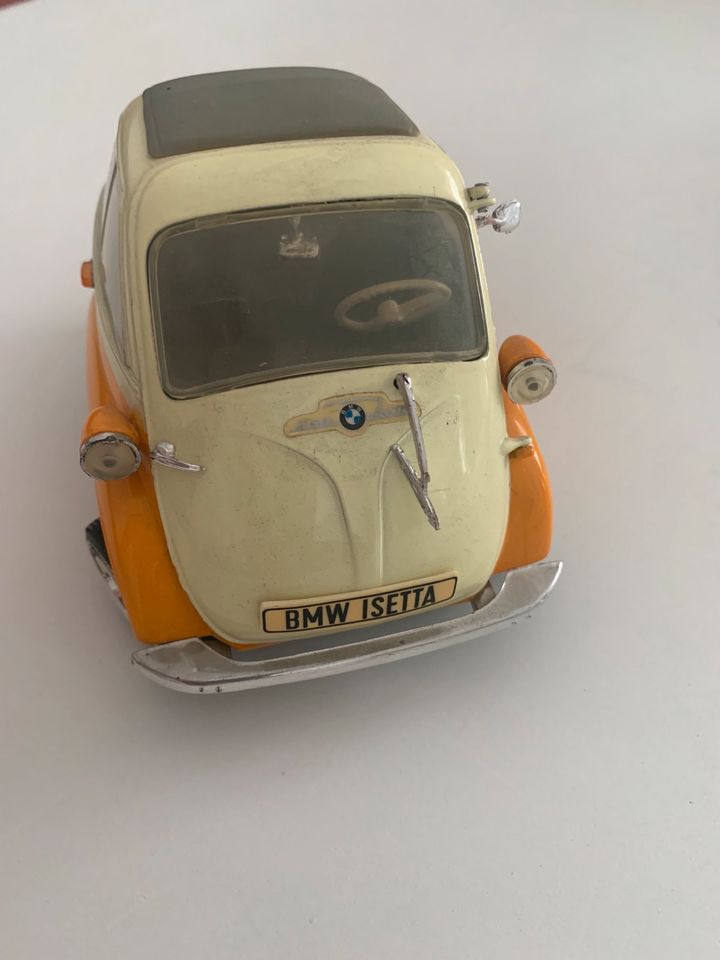 BMW ISSETTA 250 Modellauto 1:18 Modell in Heilbronn