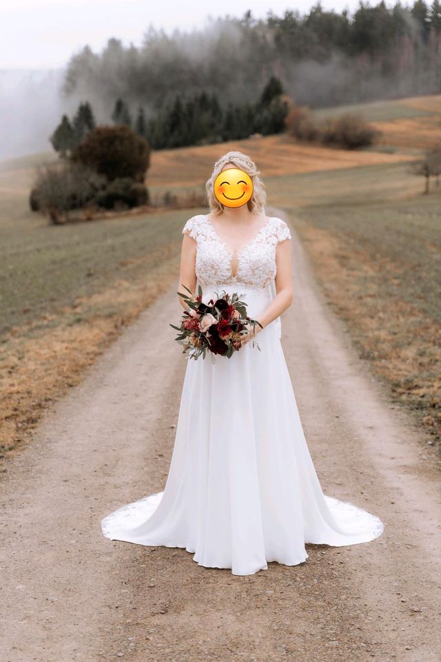 Brautkleid/ Hochzeitskleid /Umstands-Brautkleid in Ehningen