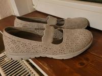 Skechers  gr.36 beige, neuwertig Pankow - Prenzlauer Berg Vorschau