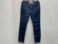 Drykorn Skinny Jeans dunkelblau Größe 29/34 Nürnberg (Mittelfr) - Oststadt Vorschau