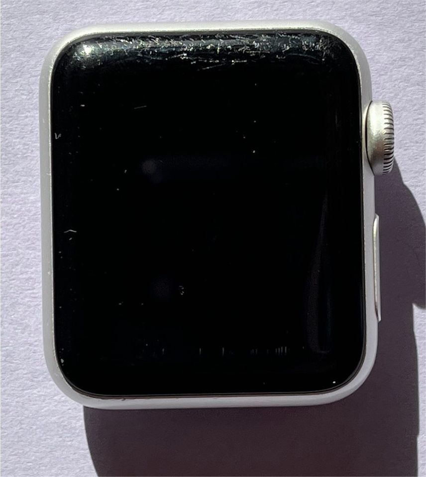 Apple Watch 3, 38mm, Silver Aluminium (OVP) inkl. Sportarmband in Romrod