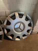 4 Originale Mercedes Radkappen 15 Zoll Hannover - Herrenhausen-Stöcken Vorschau