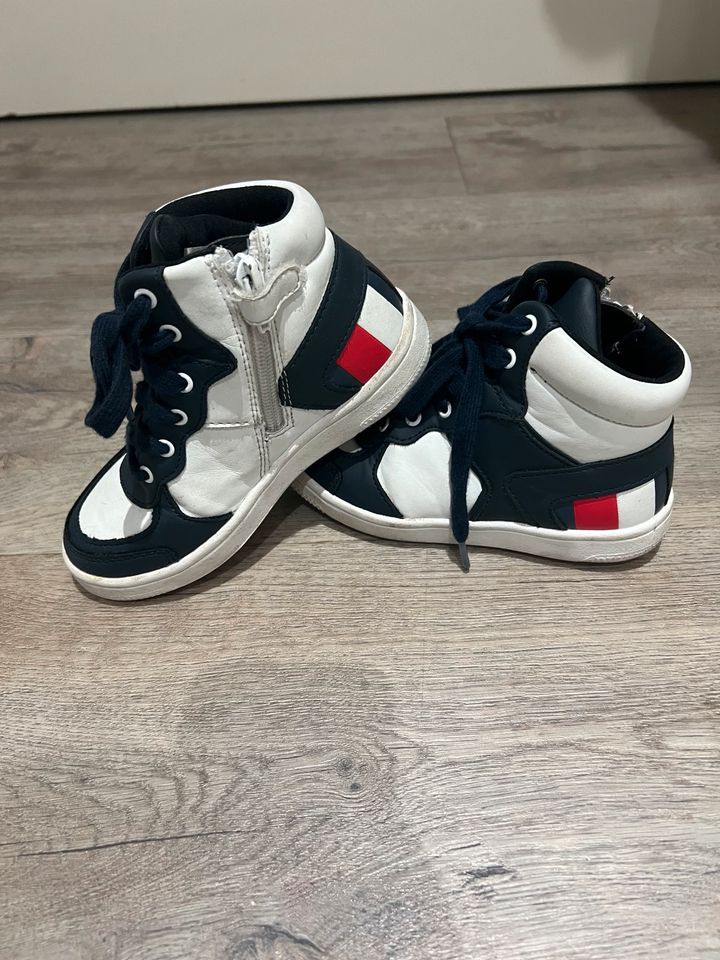 Tommy hilfiger Schuhe für Kinder in Hamburg