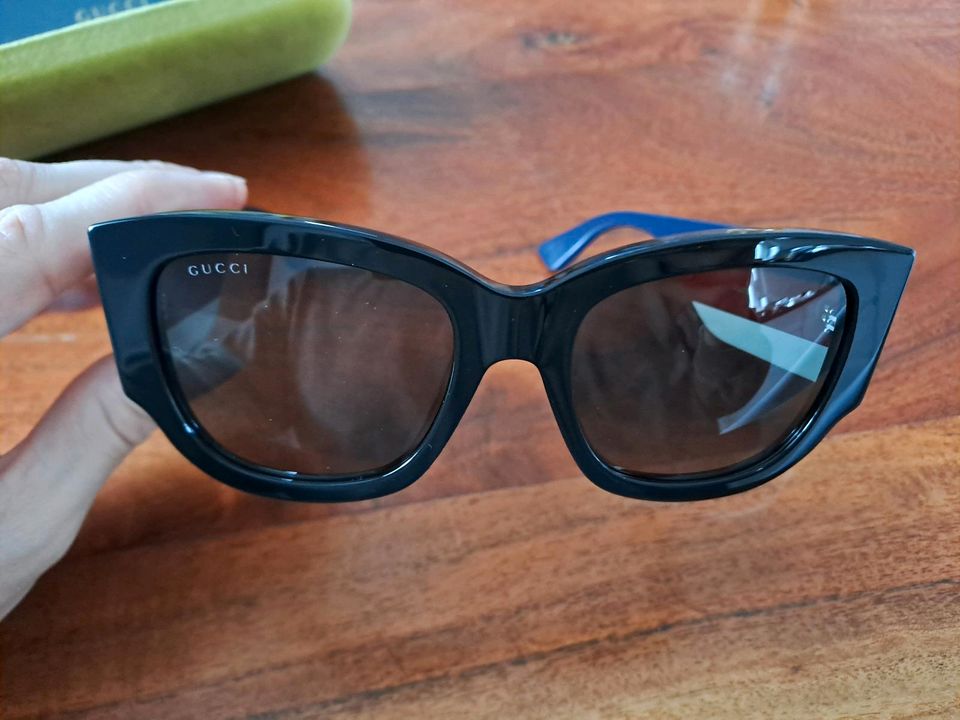 Gucci Sonnenbrille in Neu-Anspach