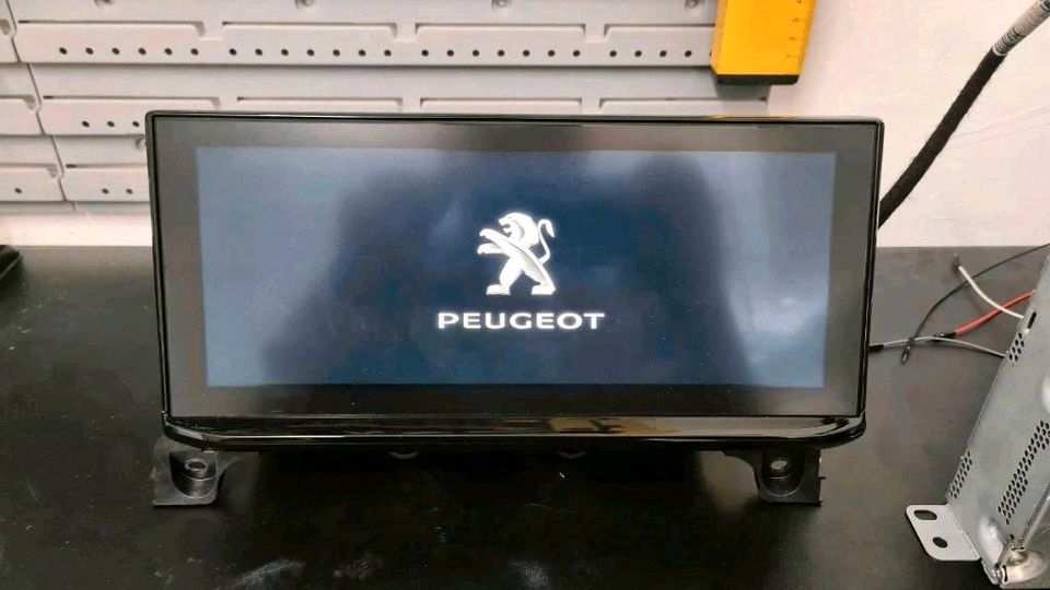 Peugeot 3008/5008 10Zoll Display Upgrade Set in Wuppertal