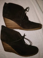 Esprit Stiefelette Keilabsatz Gr. 39 Leder braun neuwertig Hessen - Freigericht Vorschau