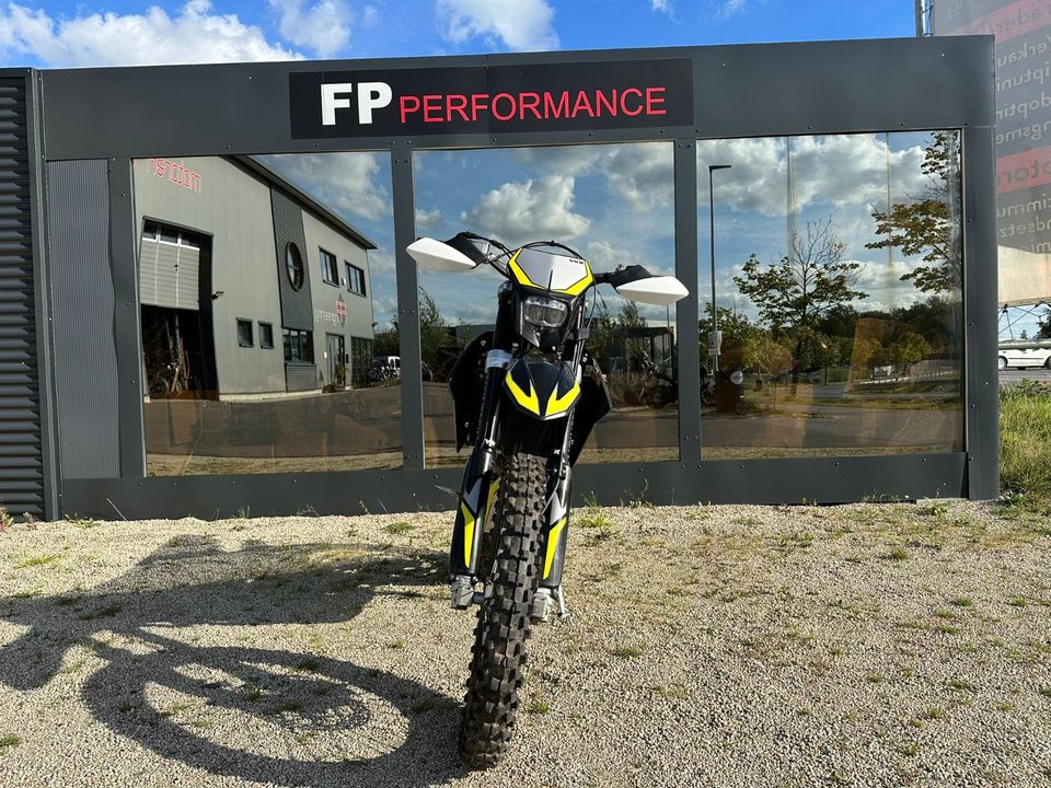 SWM RS 500 Enduro Supermoto in Wiesau