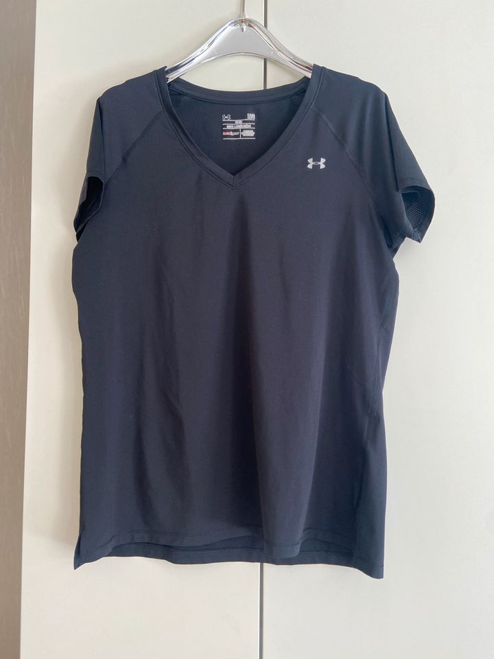 Under Armour Laufshirt Sport Shirt Gr. L schwarz**^^ in Dortmund