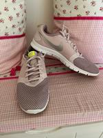 Nike Sneaker Laufschuhe Größe 38 rosé rosa Niedersachsen - Bakum Vorschau