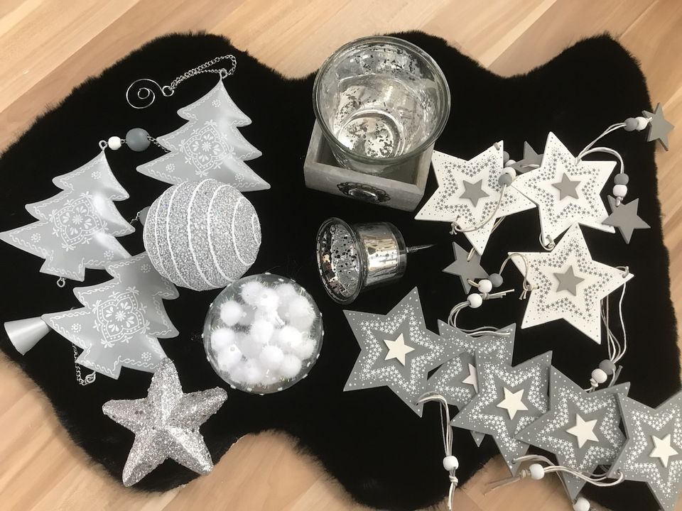 Weihnachtsdeko silberfarben grau weiß komplett in Nordrhein-Westfalen -  Erftstadt | eBay Kleinanzeigen ist jetzt Kleinanzeigen