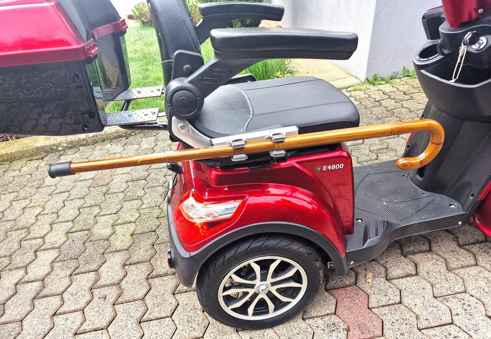 ELEKTRO Seniorenmobil LUXXon E4800 + Rampen + Zubehör - FREI HAUS in Heusweiler