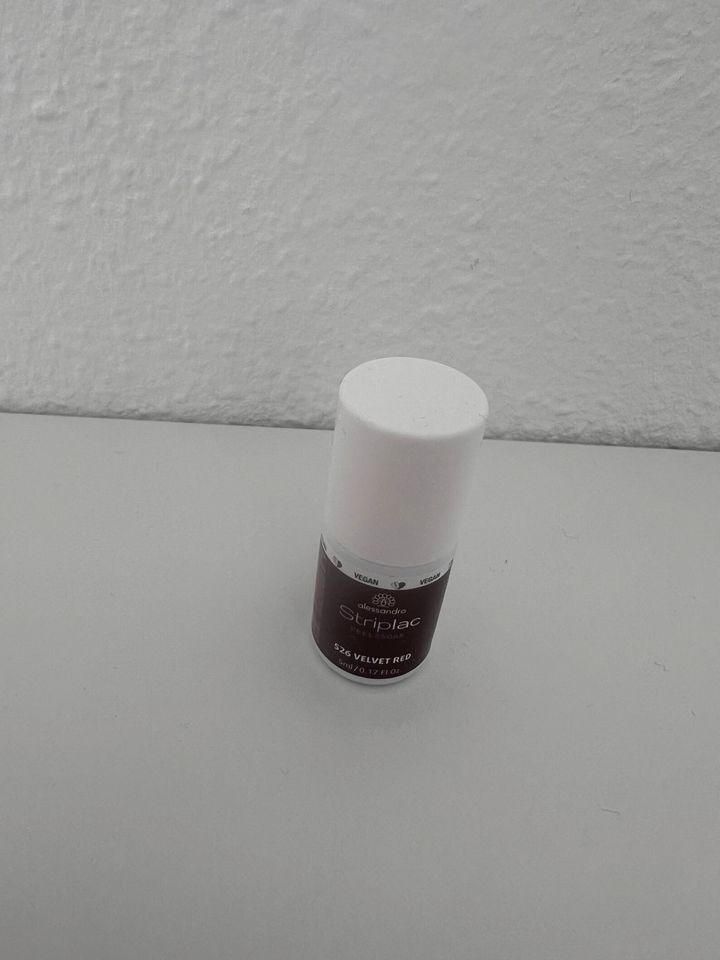 alessandro Shellac „Velvet Red“ Nr. 526 5ml wie NEU in Netphen