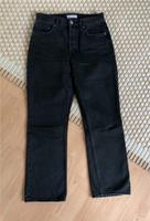 Schöne Jeans von Zara Gr 36 schwarz/grau Hessen - Sulzbach Vorschau