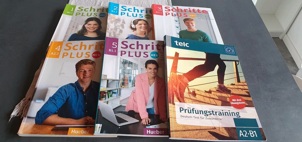 Deutschkurs Bücher Schritte Plus Neu in Neutraubling