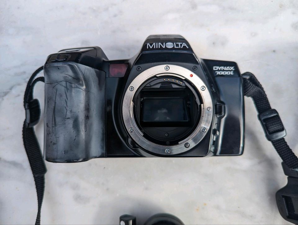 Minolta Spiegelreflexkameras Dynax7xi + Dynax7000i in Flintbek