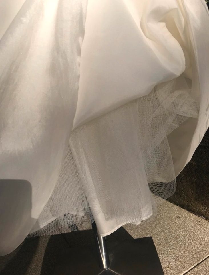 Brautkleid Hochzeitskleid 34 - 36 in Aachen