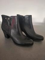 Stiefeletten Gr.41  Tamaris. Nordrhein-Westfalen - Bottrop Vorschau