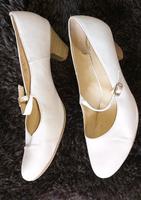 Dirndlschuhe Spangenpumps Gr. 39 Ariane Bayern - Straubing Vorschau