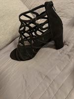 Elegante Schuhe Köln - Nippes Vorschau