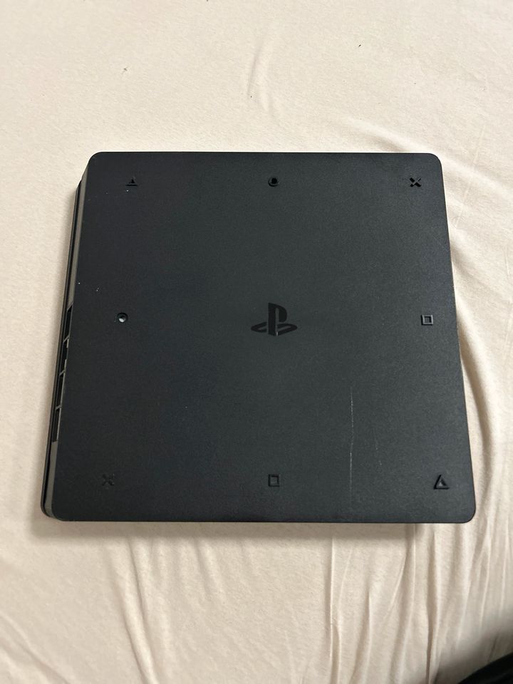 Ps4 slim 500gb in Hilden