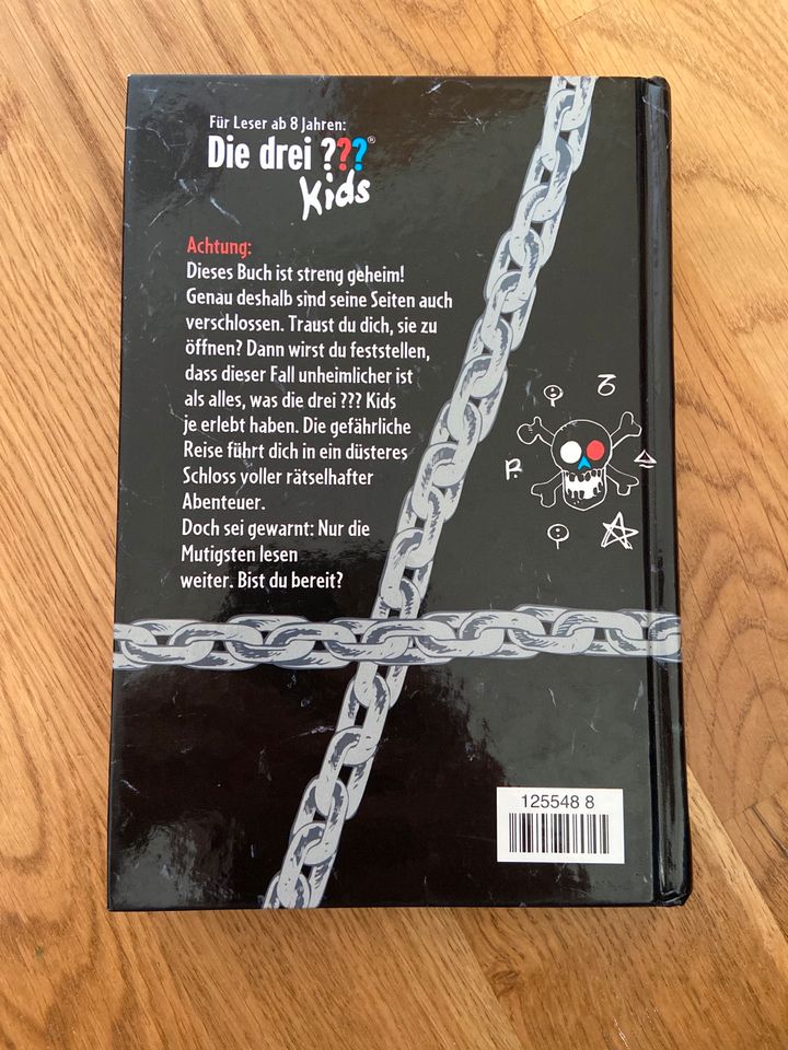 Die drei !!!/ Das geheime Buch in Oerlinghausen