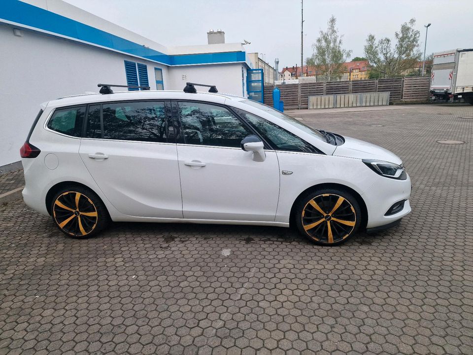 Opel Zafira c inkl MwSt in Leipzig