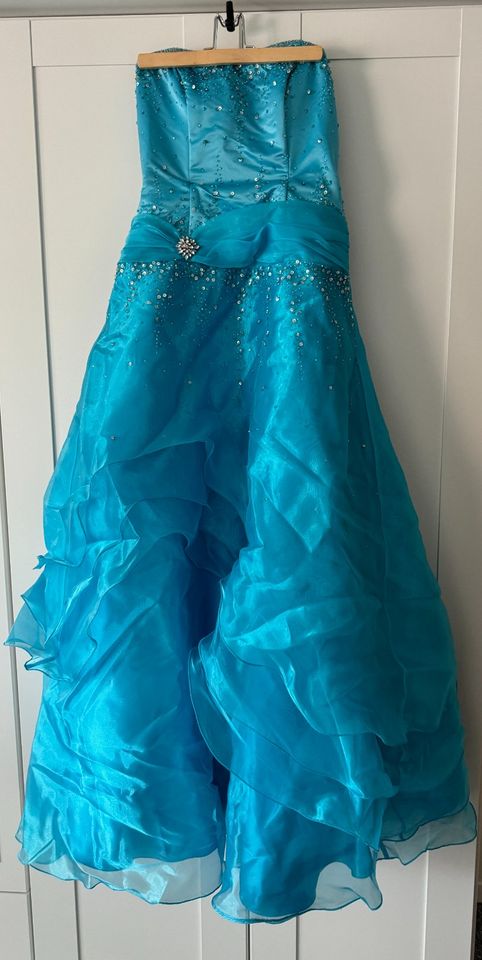 Ballkleid / Abendkleid in Nordholz