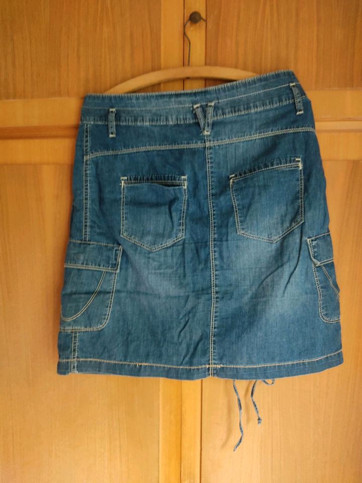 Flotter Jeansrock von Cecil, Größe 28 in Weil der Stadt