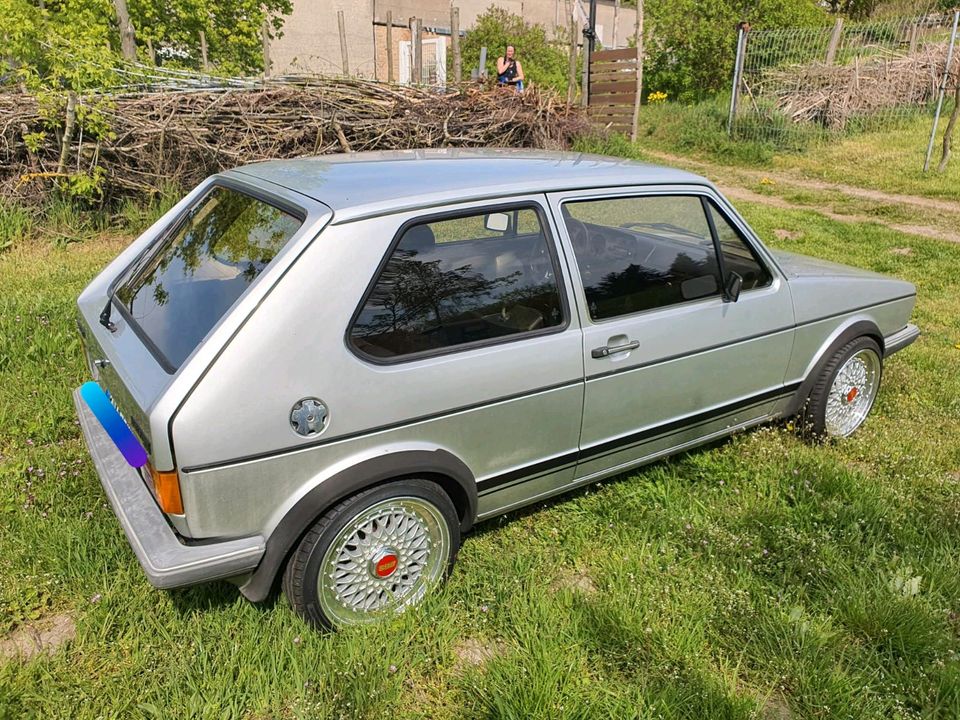 Golf 1 /GTI OPTIK in Berlin