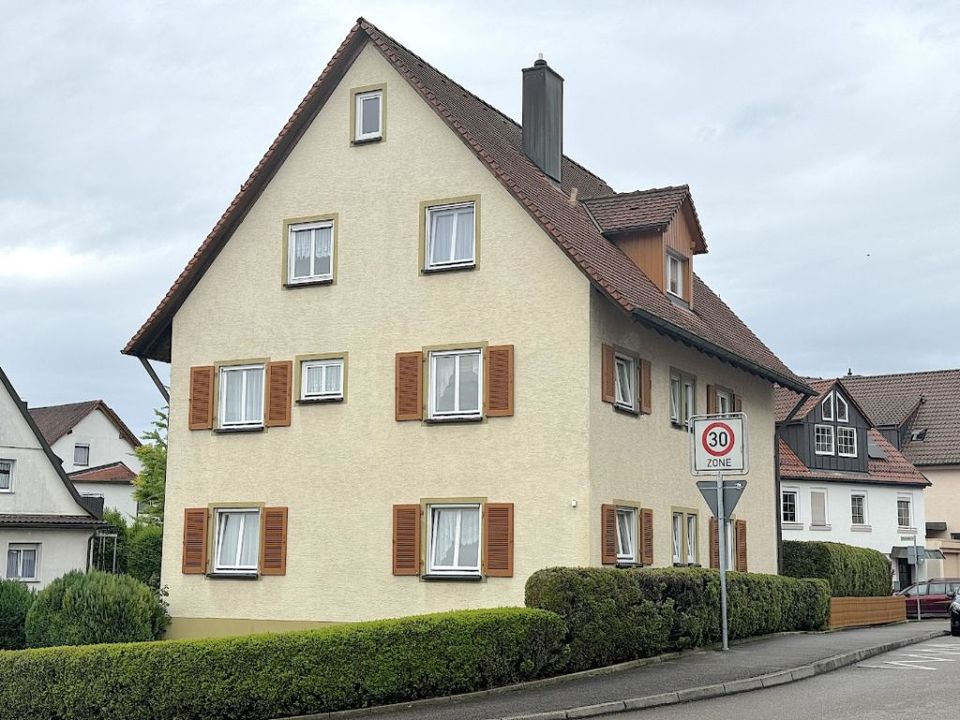 BIETIGHEIM-BISSINGEN: ++ QUALITATIVES EIN - ZWEIFAMILIENHAUS IN TOP LAGE! ++ INKL. 3 GARAGEN! ++ in Bietigheim-Bissingen