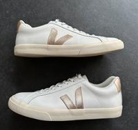 VEJA Trend Sneaker für Damen - TOP Zustand! Wie neu! Bayern - Garmisch-Partenkirchen Vorschau