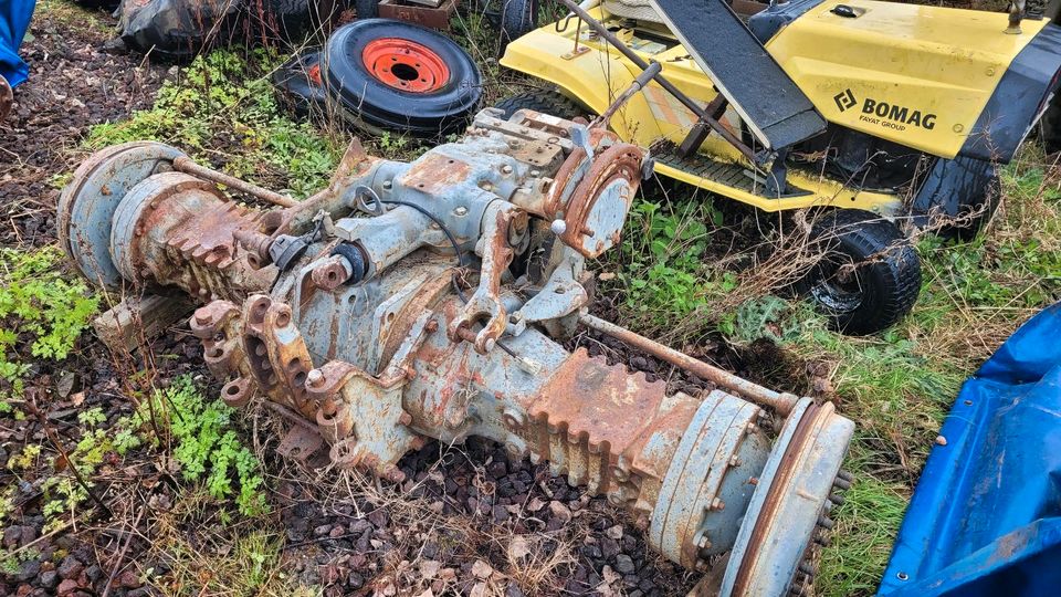 Eicher Differential Achsen Bremsen Hydraulik Steuergerät in Gondershausen