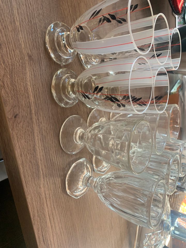 Kelche Glas Gläser Sekt Edel Jugendstil 11Stück  Retro Sekt Wein in Ziegenrück