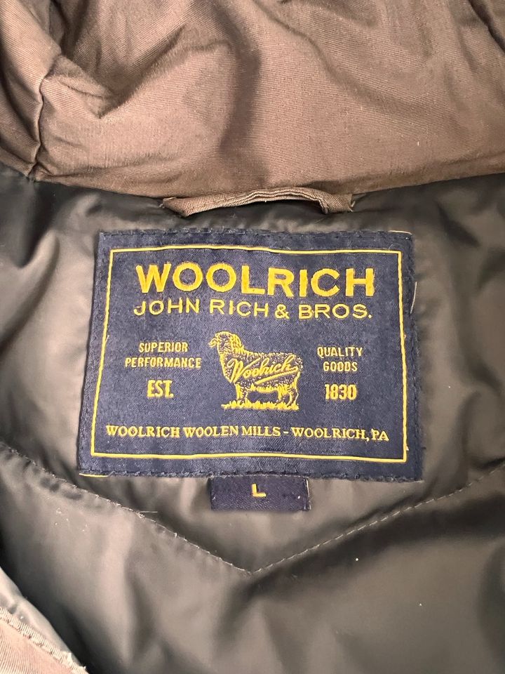 Woolrich Arctic Parka in Grau, L in Hamburg