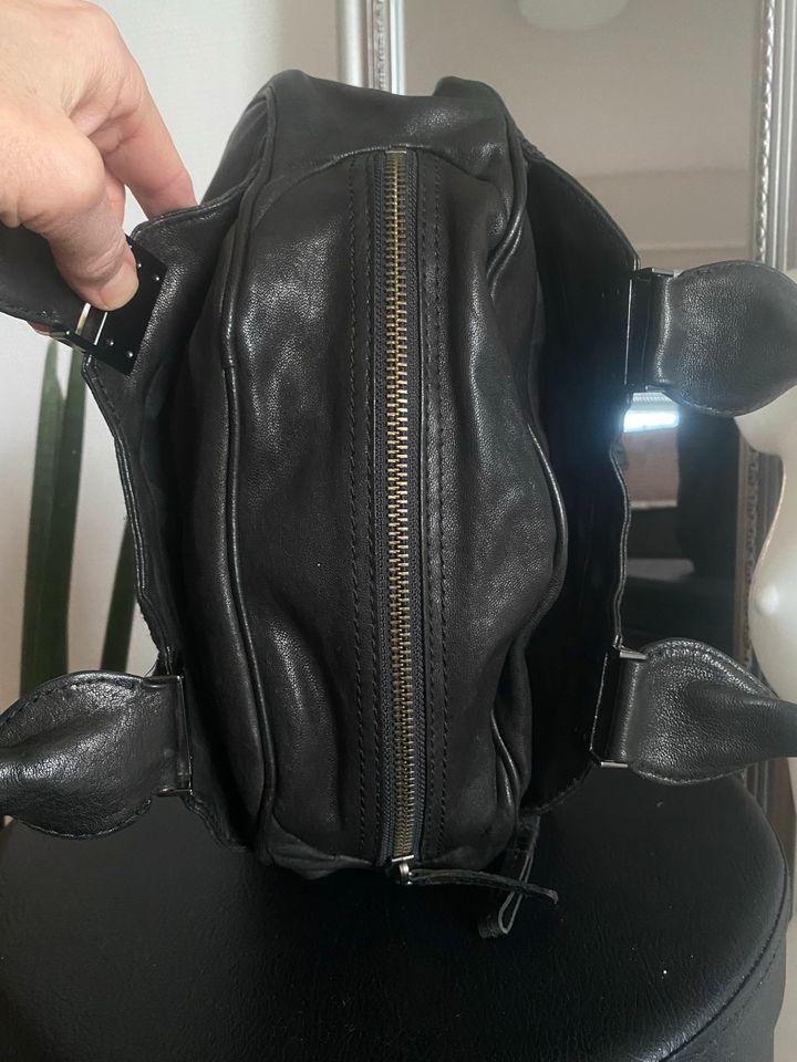 DIESEL Ledertasche Original, NEU in schwarz in Wulfsen