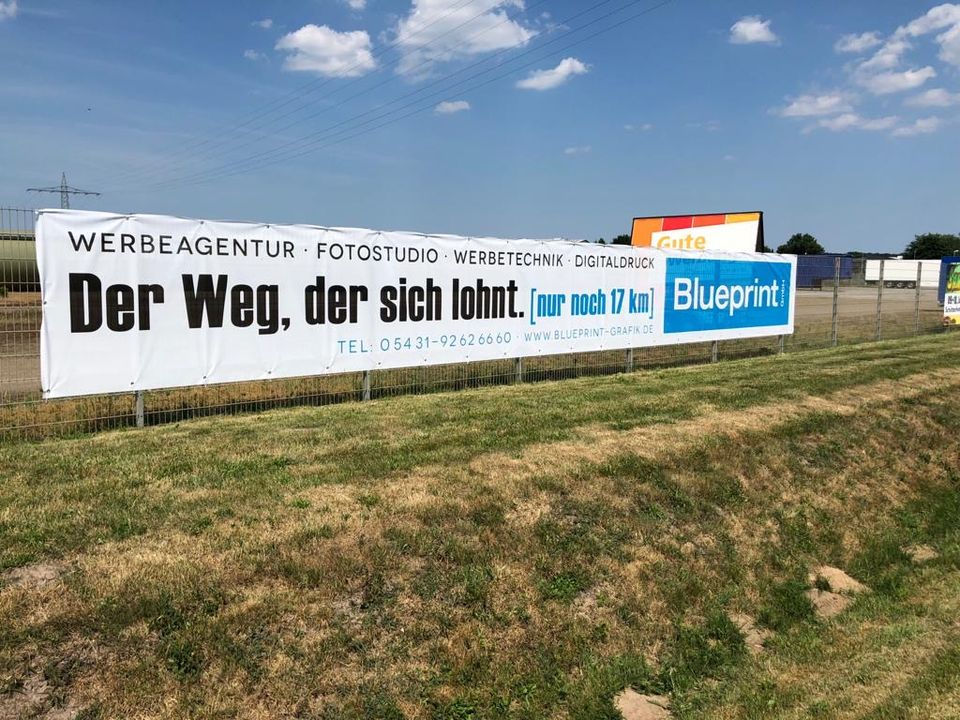 Werbebanner Fassadenbanner | Werbetechnik Großformatdruck in Quakenbrück