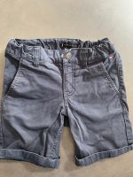 Tommy Hilfiger kurze Hose 116 Chino marineblau Niedersachsen - Nordhorn Vorschau