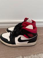 Air Jordan 1 Mid Berlin - Reinickendorf Vorschau