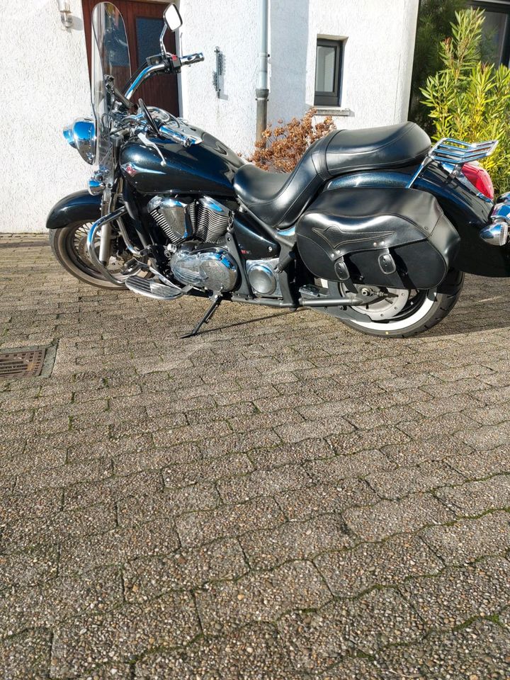 Kawasaki VN 900 Classic in Oberhausen