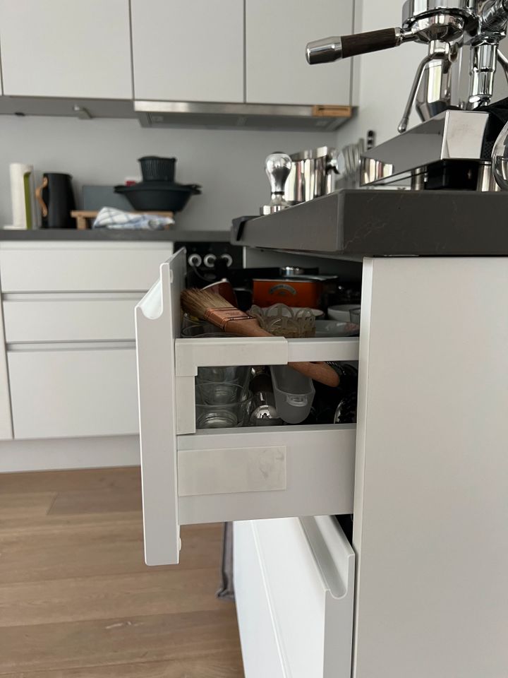 IKEA Küchenunterschrank zu verkaufen – Sehr guter Zustand! in München