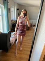 Neues Kurzes Samtkleid Niedersachsen - Tostedt Vorschau