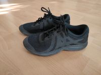 Nike Trainingsschuhe Gr.37,5 Bayern - Ampfing Vorschau