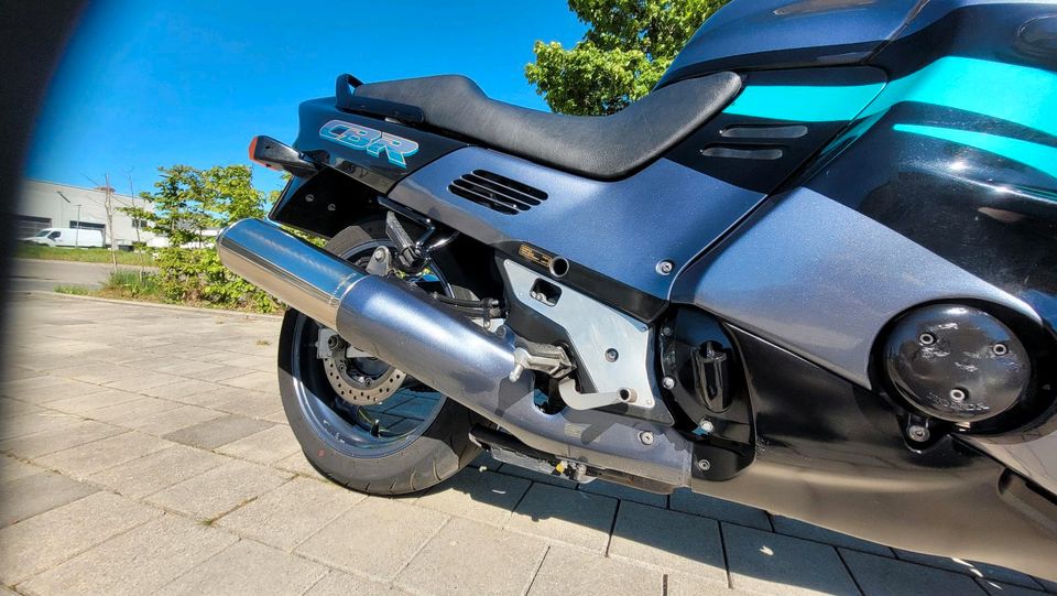 Honda CBR 1000 F SC24 Dual Brake System in Tettnang