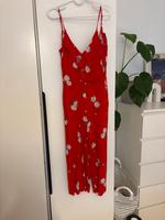 H&M divided Jumpsuit rot 36 Nordrhein-Westfalen - Steinhagen Vorschau