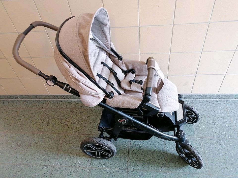 Hartan Kinderwagen mit Zubehör in Lehrte