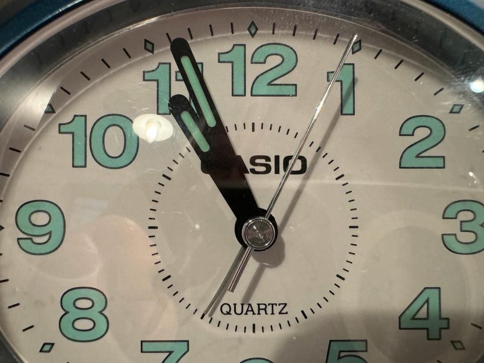 Wecker Casio TQ 358 2EF Blau Leuchtzahlen Batterie in Hamburg