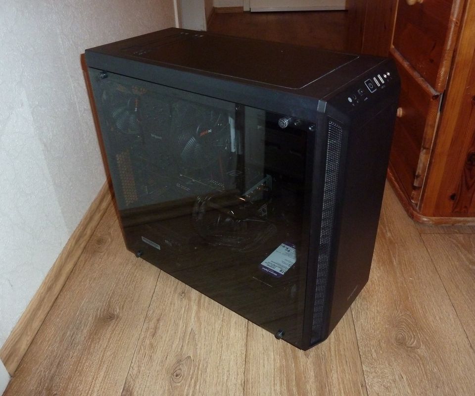 Gaming-PC inkl. Zubehör in Bochum