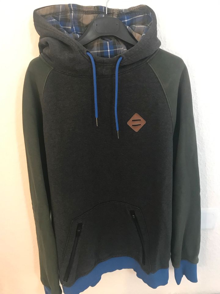 Nike 6.0 Hoodie Gr. L in Siegburg