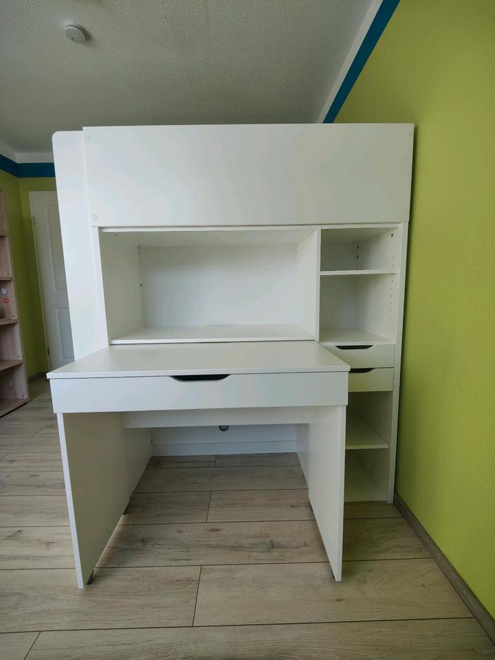 Hochbett 160cm mit Schreibtisch, Schrank, Höhle "Taleah" von roba in Ahrensfelde