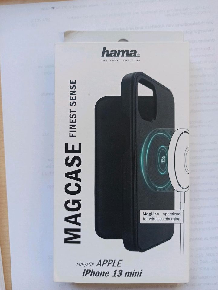 Hama MagCase Finest Sense für Apple iPhone 13mini in Essen